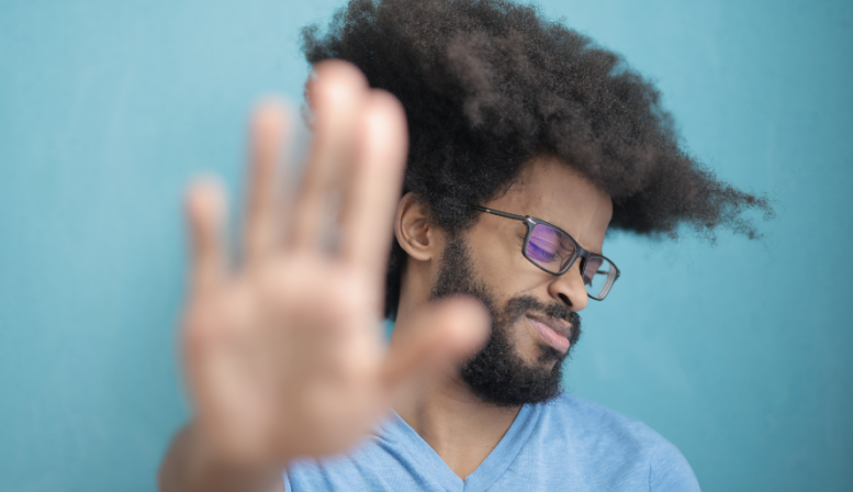 20 professional speakers weigh in: What is the best way to say "I don't speak for free."