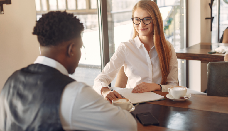 8 Red Flags to Watch Out for When Hiring a Professional Speaker