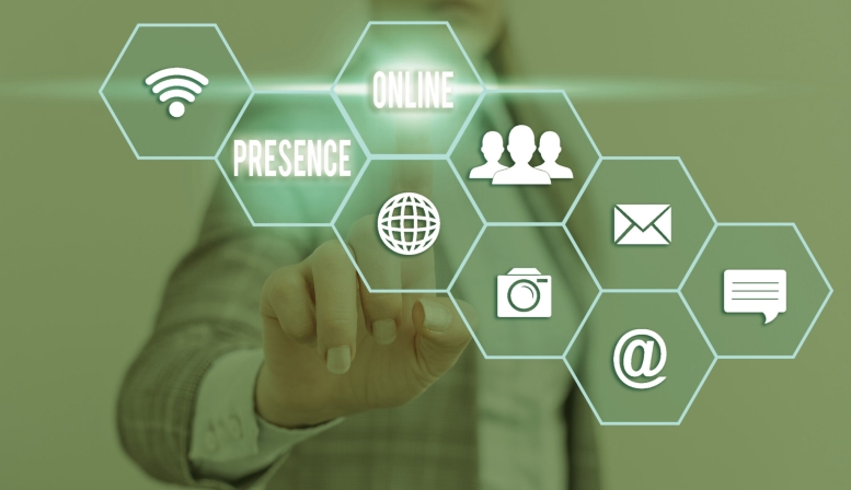 Building a Digital Footprint as a Speaker With AI Tools (+Examples)