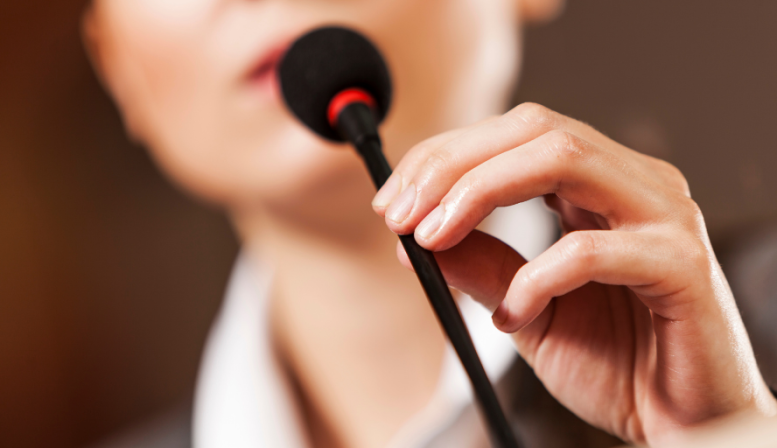 How Public Speaking Boosts Your Confidence