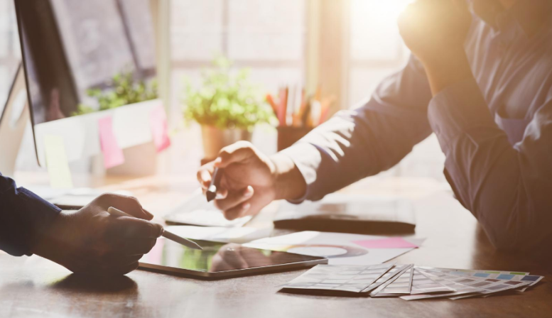 How to transition from being a free speaker to a paid professional