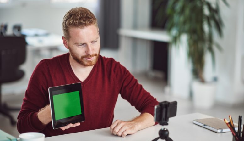 How to Make Your Poster Stand Out at a Virtual Conference With These 8 Killer Tips