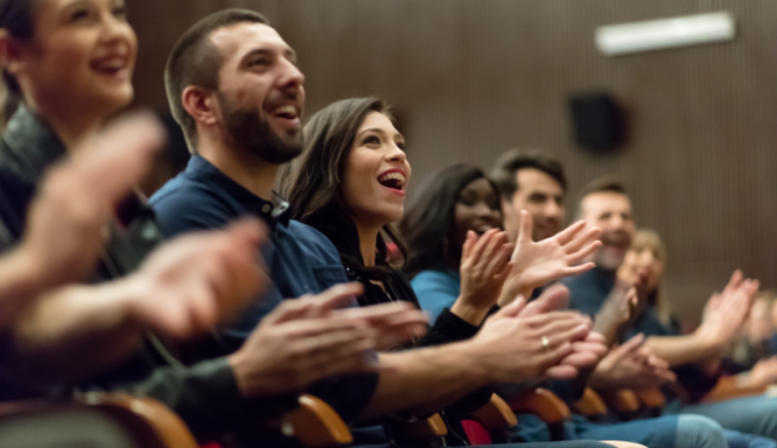How to Tell if the Audience is Engaging with Your Public Speaking
