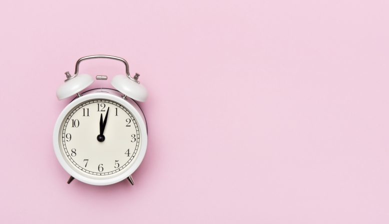 Strategic Timing: Best Time to Send Out a Pitch