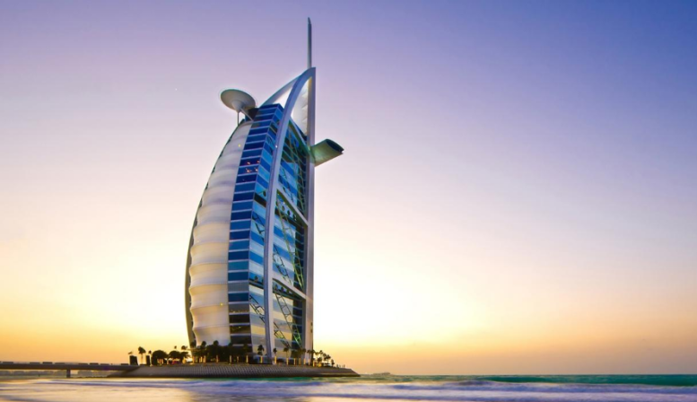 Addressing a multicultural audience | Presenting in Dubai: 6 Tips from an expert speaker
